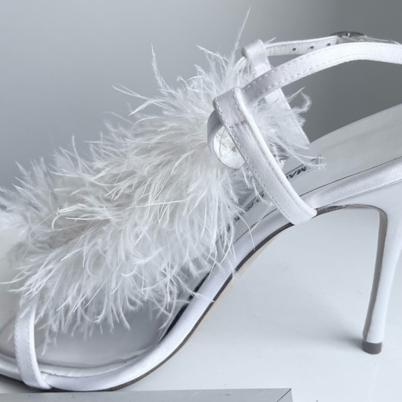 Manolo Blahnik Shoes - Manolo Blahnik Sexy (Like Sex in the City) Feather White Satin Strappy Sandals
